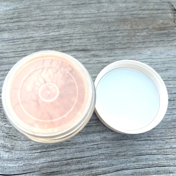 Estée Lauder Demi Matte Perfecting Loose Powder Mini Medium 0.2 oz NEW Travel Sz - Picture 1 of 3